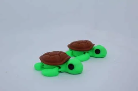 Flexi Turtle Keyring - Image 3