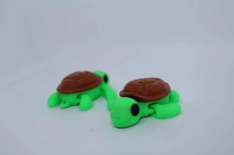 Flexi Turtle Keyring - Image 4